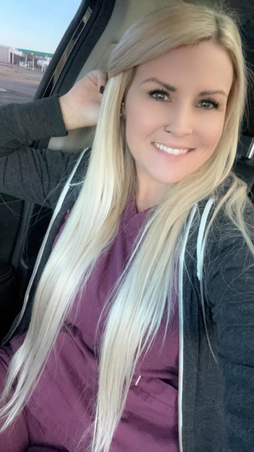 Customer photo review of Machine Weft Hair Extensions White Blonde Virgin Sew In Bundles (#1000)