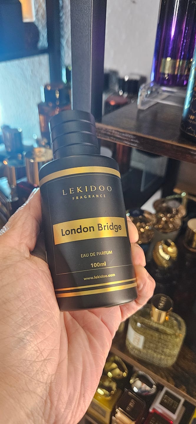 Customer photo review of London-Bridge