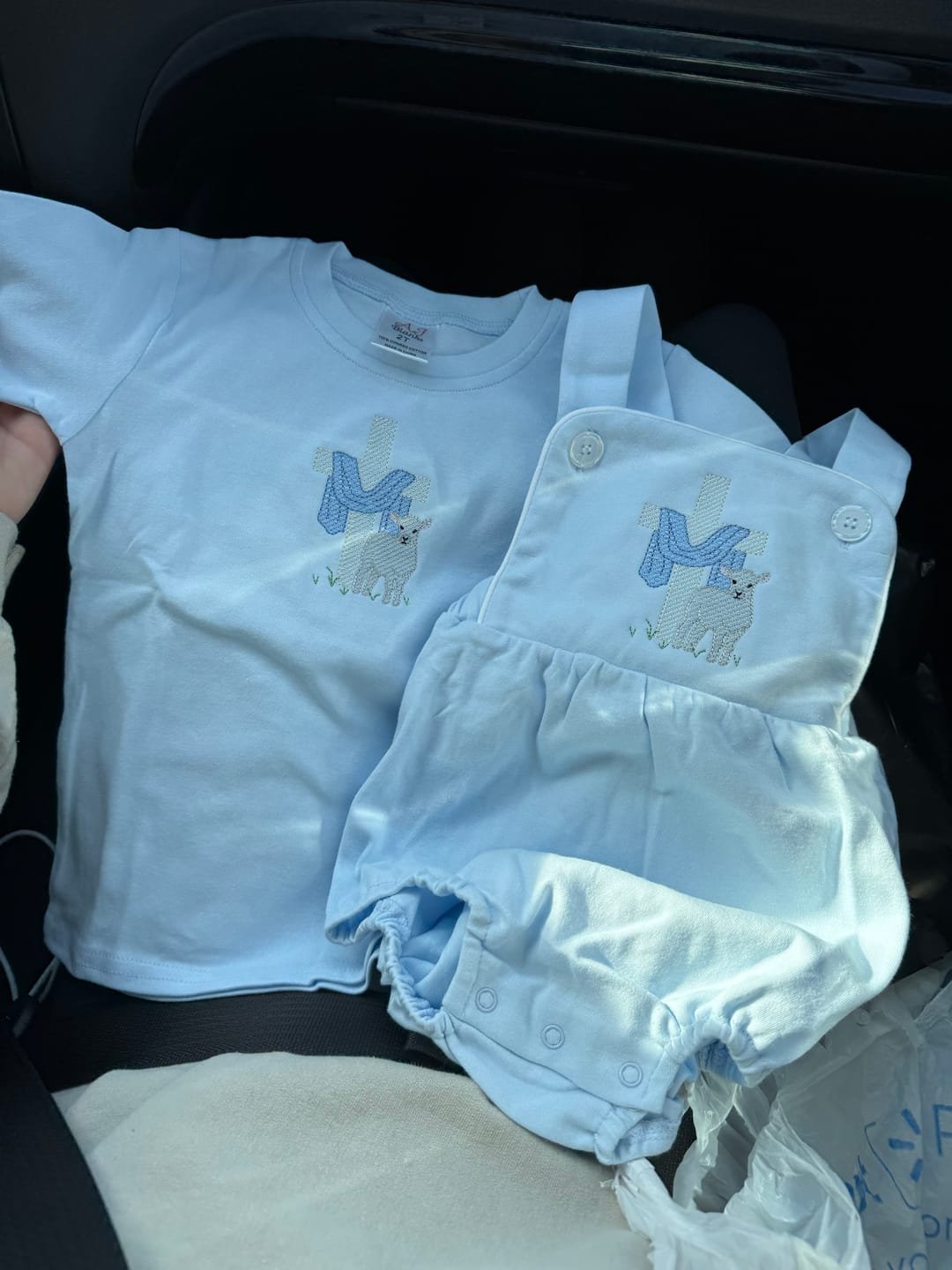 Customer photo review of Unisex Short Sleeve Shirts
