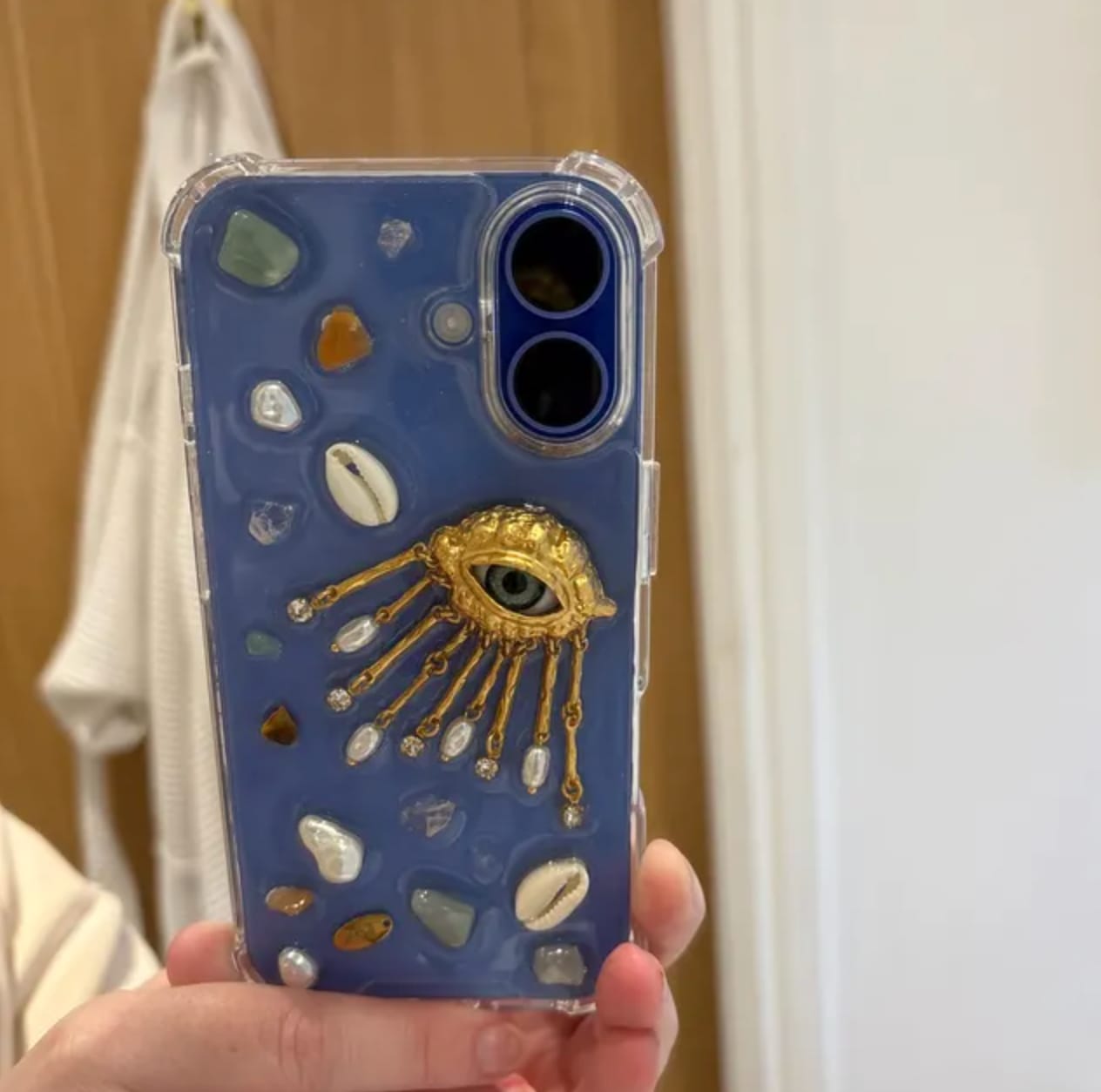 Customer photo review of Dream Series. Golden eye