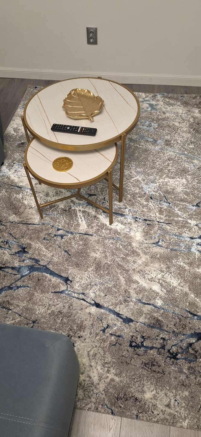 Customer photo review of Set 2 masute cafea FATIMA, alb cu efect de marmura/auriu, ceramica/metal