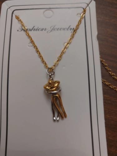 Customer photo review of Eternal Embrace Necklace