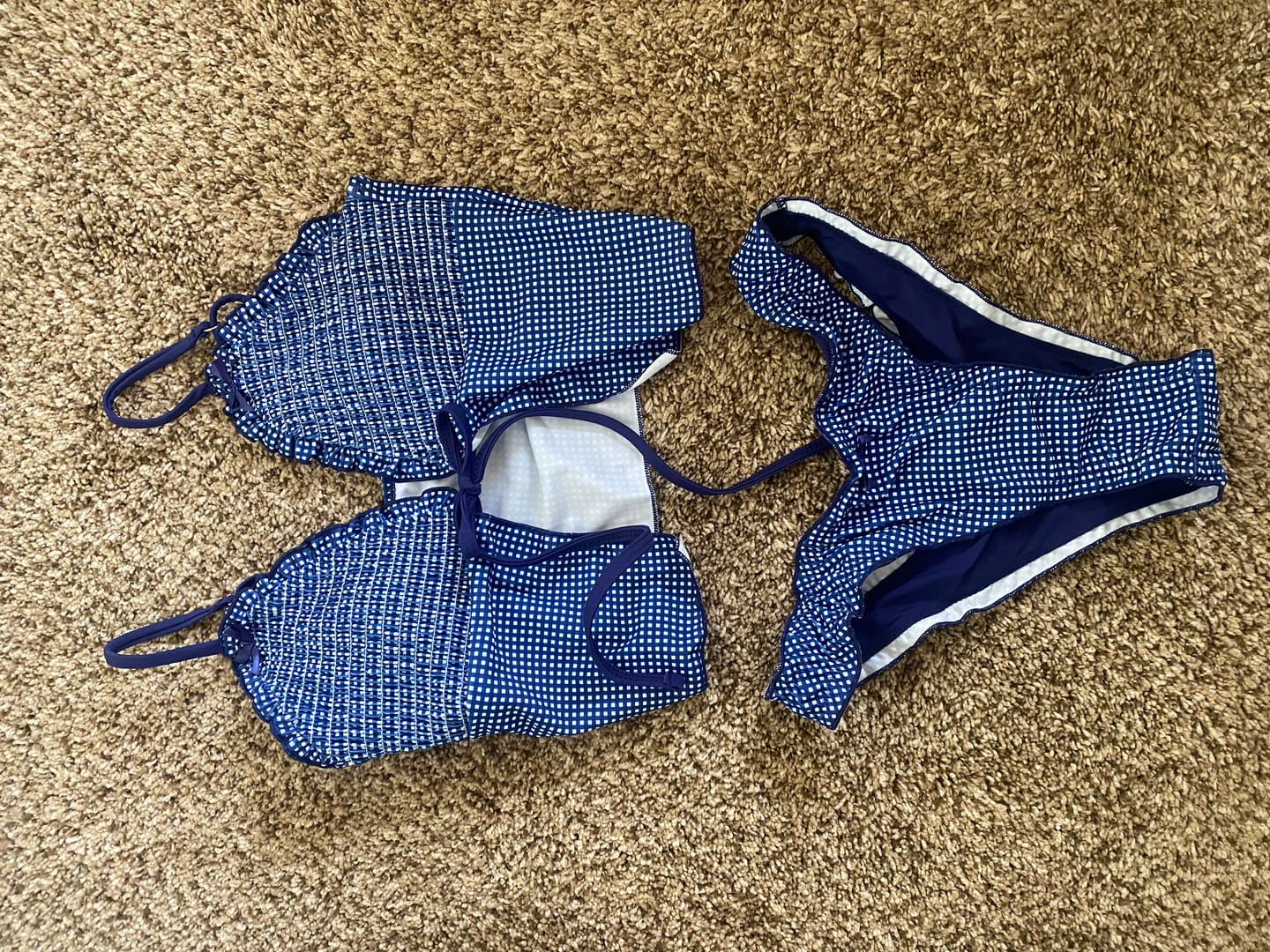 Customer photo review of Seamolly Vintage Gingham Bowknot Decor Smocked Ruffles Tie Front Tankini Set