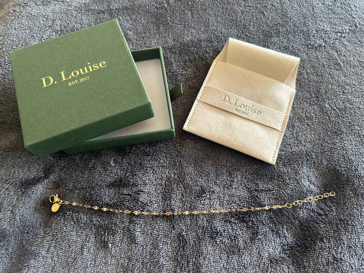 Customer photo review of Single Dainty Bracelet