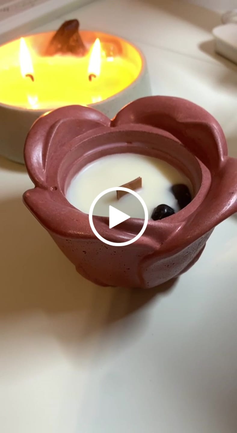Customer video review of Fragancia BULGARY ROSE & AGARWOOD