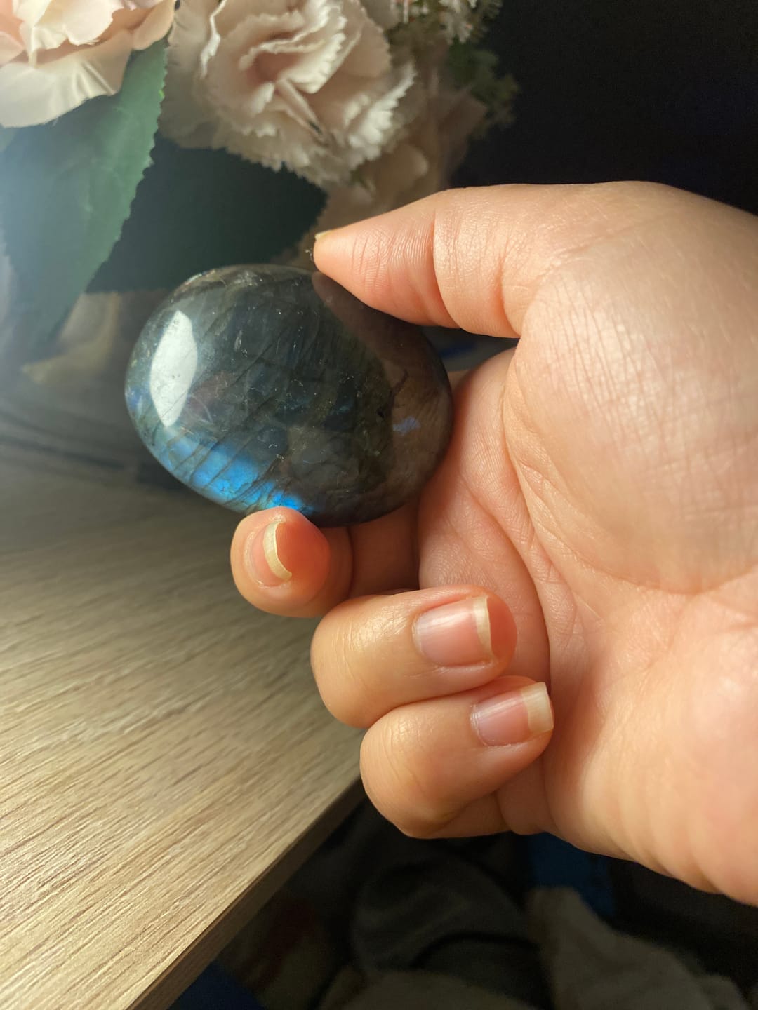 Customer photo review of Galet labradorite