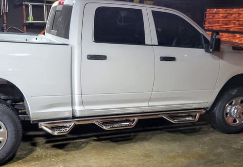 Customer photo review of N-Fab Podium SS - W2W w/BedAcs(3Stps)-15.5-18(19-24Cl)Ram1500/19-24 25/3500 6'4"Crw-SS | HPD15103CC-6-SS