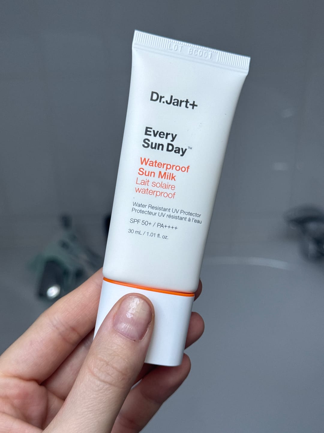 Customer photo review of Saules aizsargpieniņš Dr. Jart+ Every Sun Day Waterproof Sun Milk SPF50+ PA++++