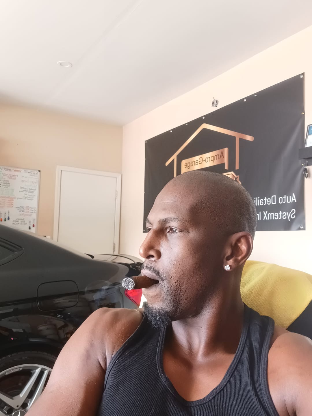 Customer photo review of Platinum Subscription Luxury Cigars Monthly