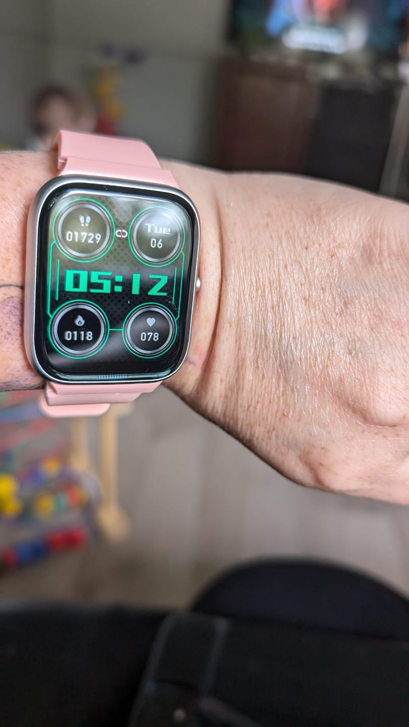 Customer photo review of BEARSCOME Blood Pressure Blood oxygen Blood Sugar Monitoring Bluetooth Talk Play Music Health Waterproof Smartwatch