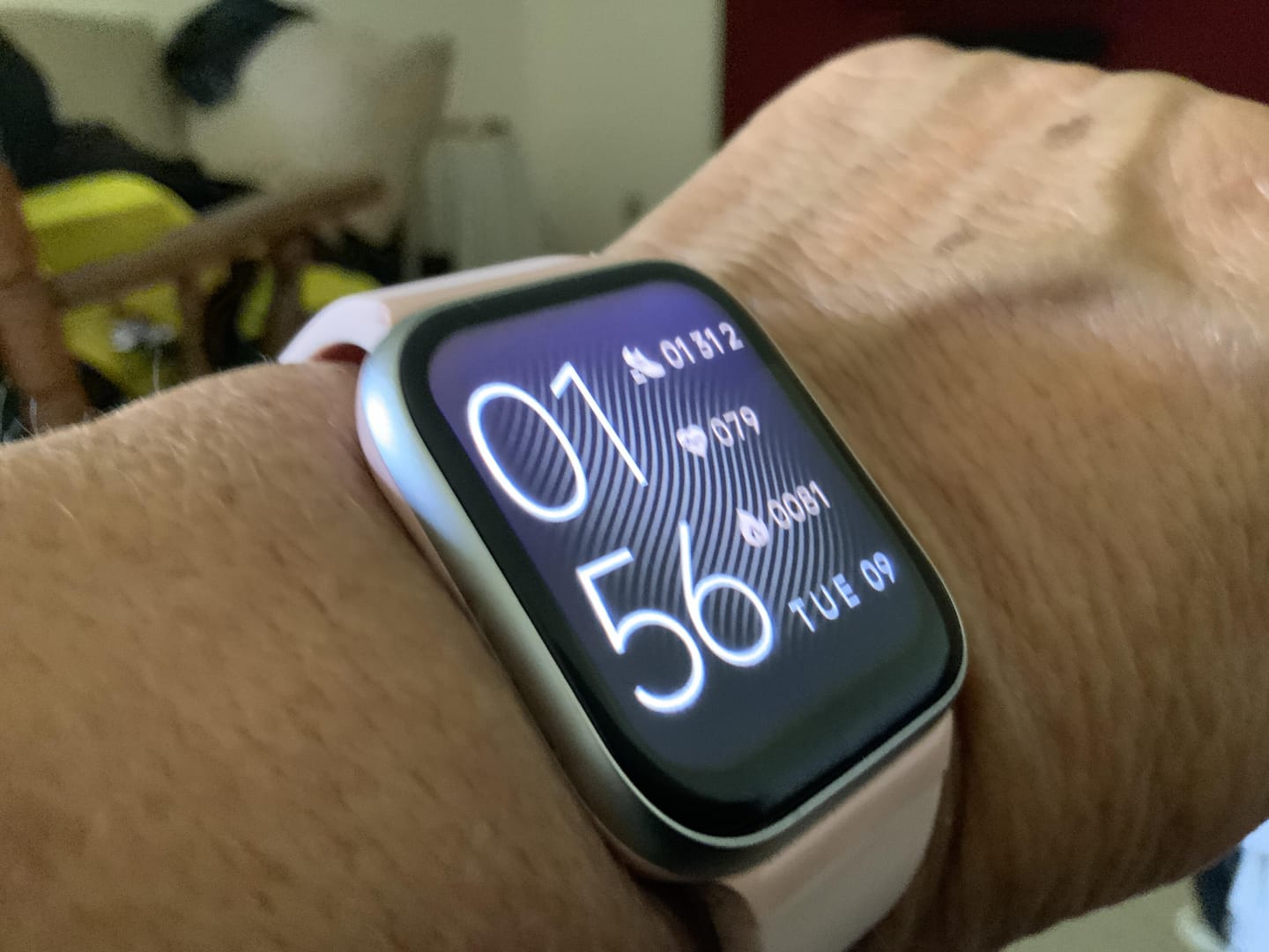 Customer photo review of BEARSCOME Blood Pressure Blood oxygen Blood Sugar Monitoring Bluetooth Talk Play Music Health Waterproof Smartwatch