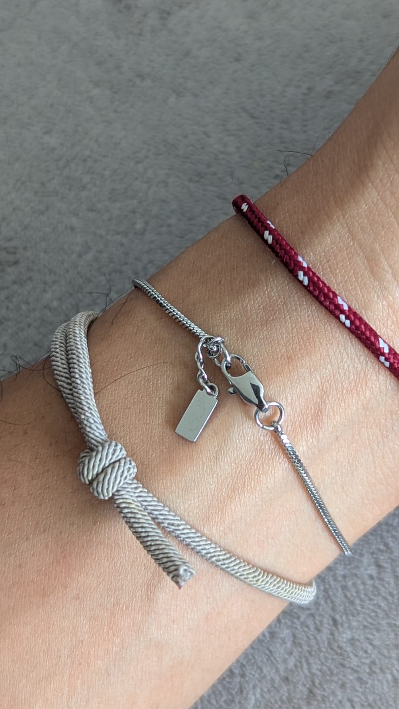 Customer photo review of Minimal Square Bracelet