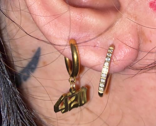 Customer photo review of My Huggies Sparkle Hoop Earring