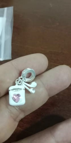 3. R. review of 925 Sterling Silver Earphones Charm image 1 out of 1