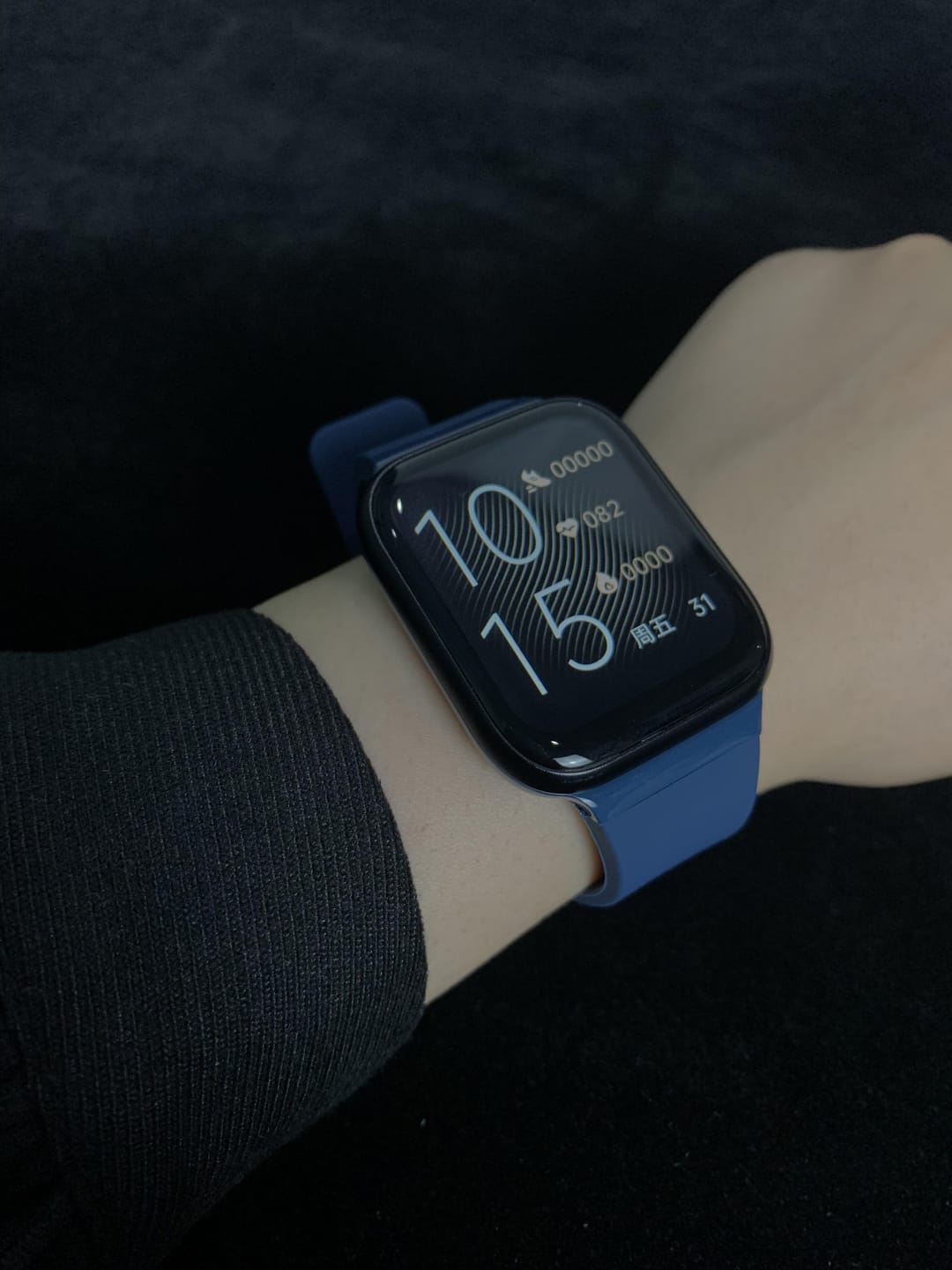 Customer photo review of BEARSCOME Blood Pressure Blood oxygen Blood Sugar Monitoring Bluetooth Talk Play Music Health Waterproof Smartwatch