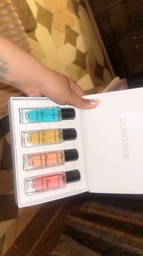Customer photo review of MINI NAAYAB COLLECTION PACK OF 4 PERFUMES
