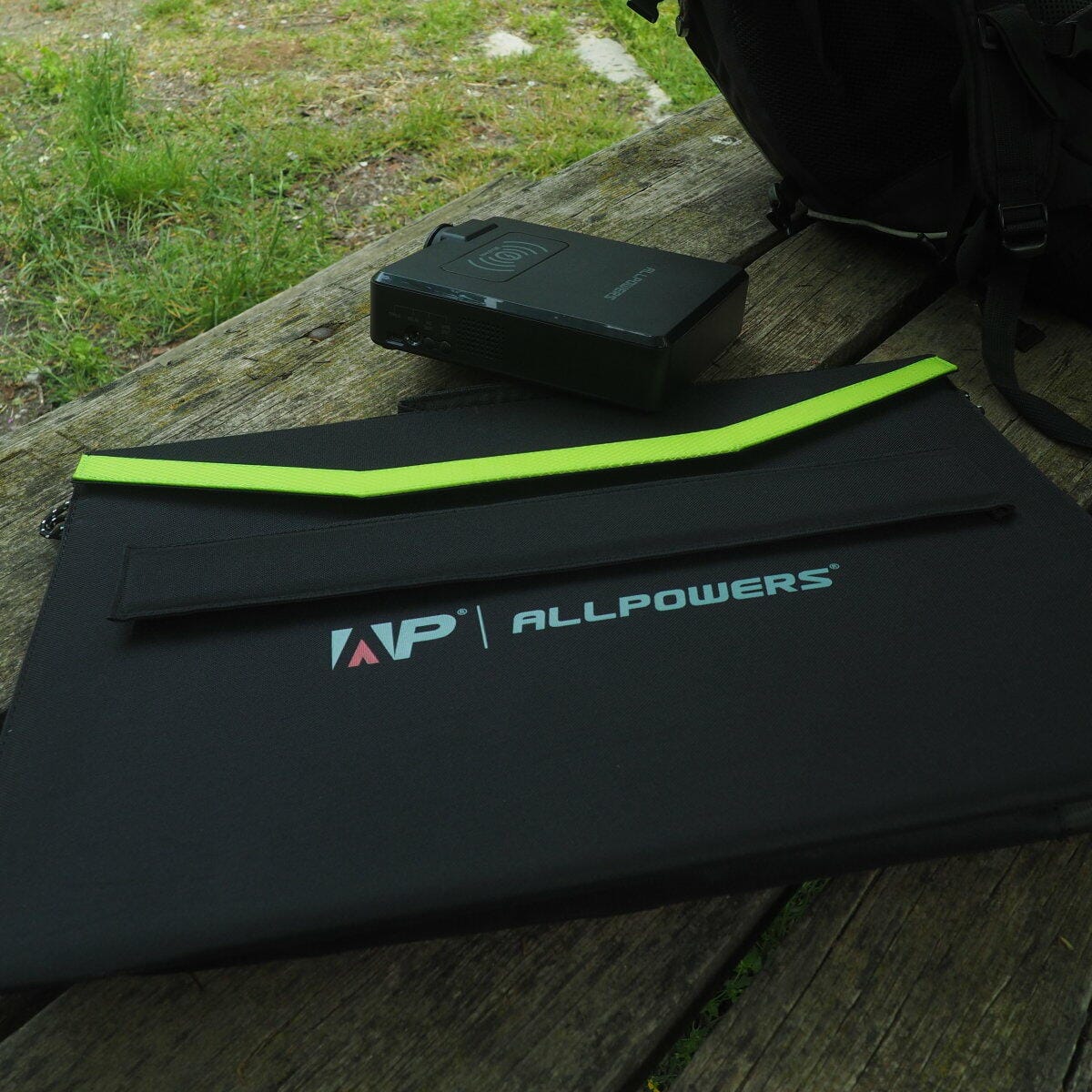 Customer photo review of ALLPOWERS Solar Generator Kit 200W (S200 + SP026 60W Solar Panel)