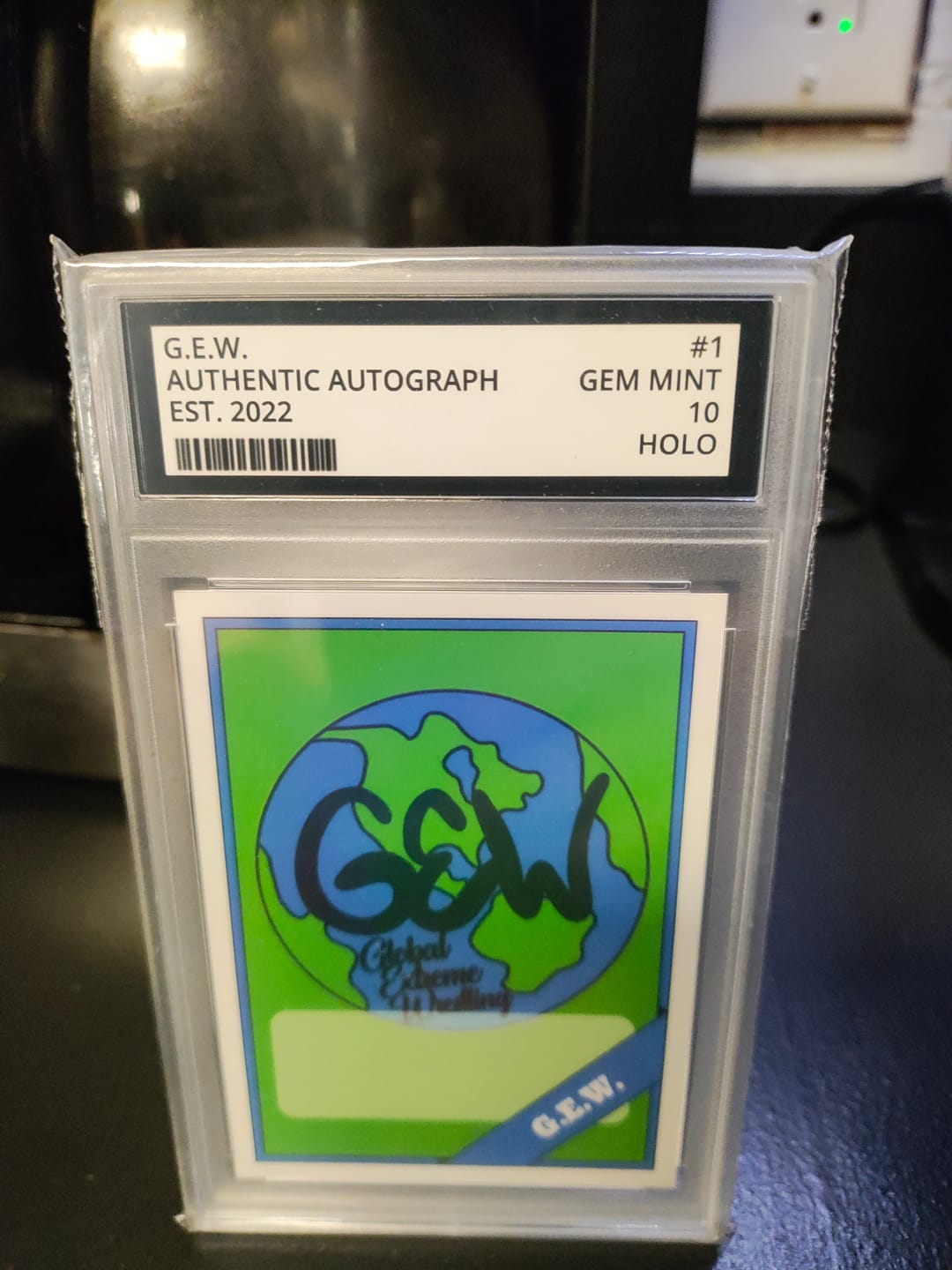 Customer photo review of Holographic