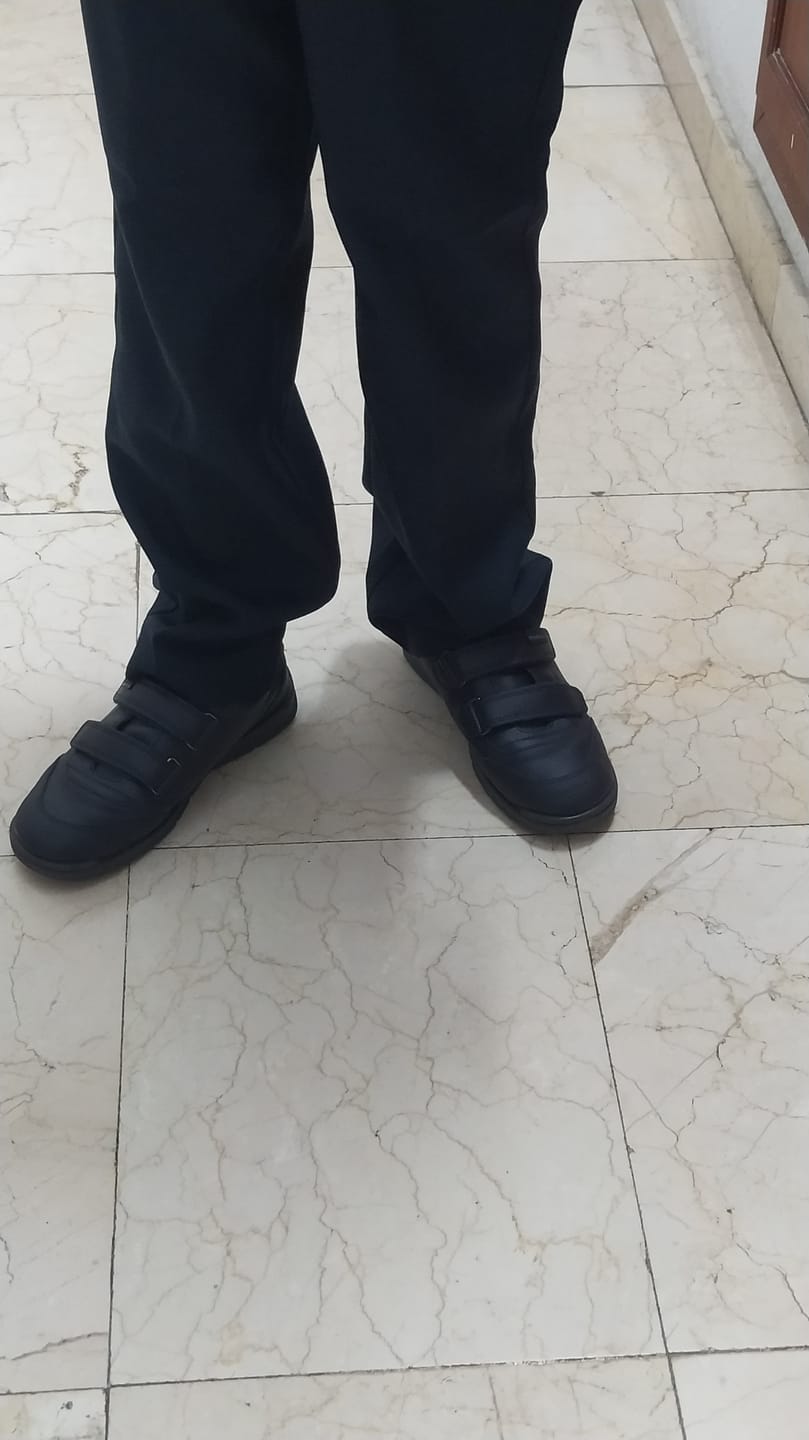 Customer photo review of Zapato colegial Apolo de Titanitos