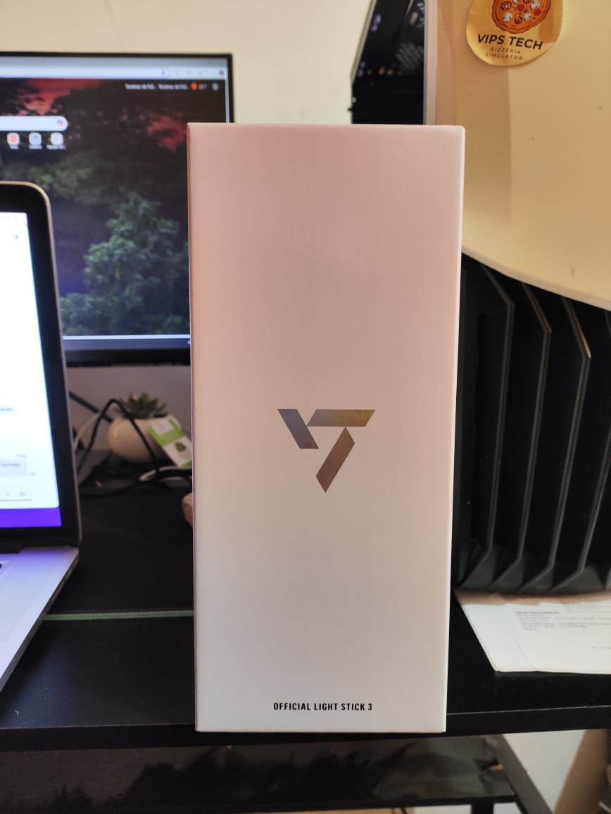 Customer photo review of SEVENTEEN - OFFICIAL LIGHT STICK VER.3