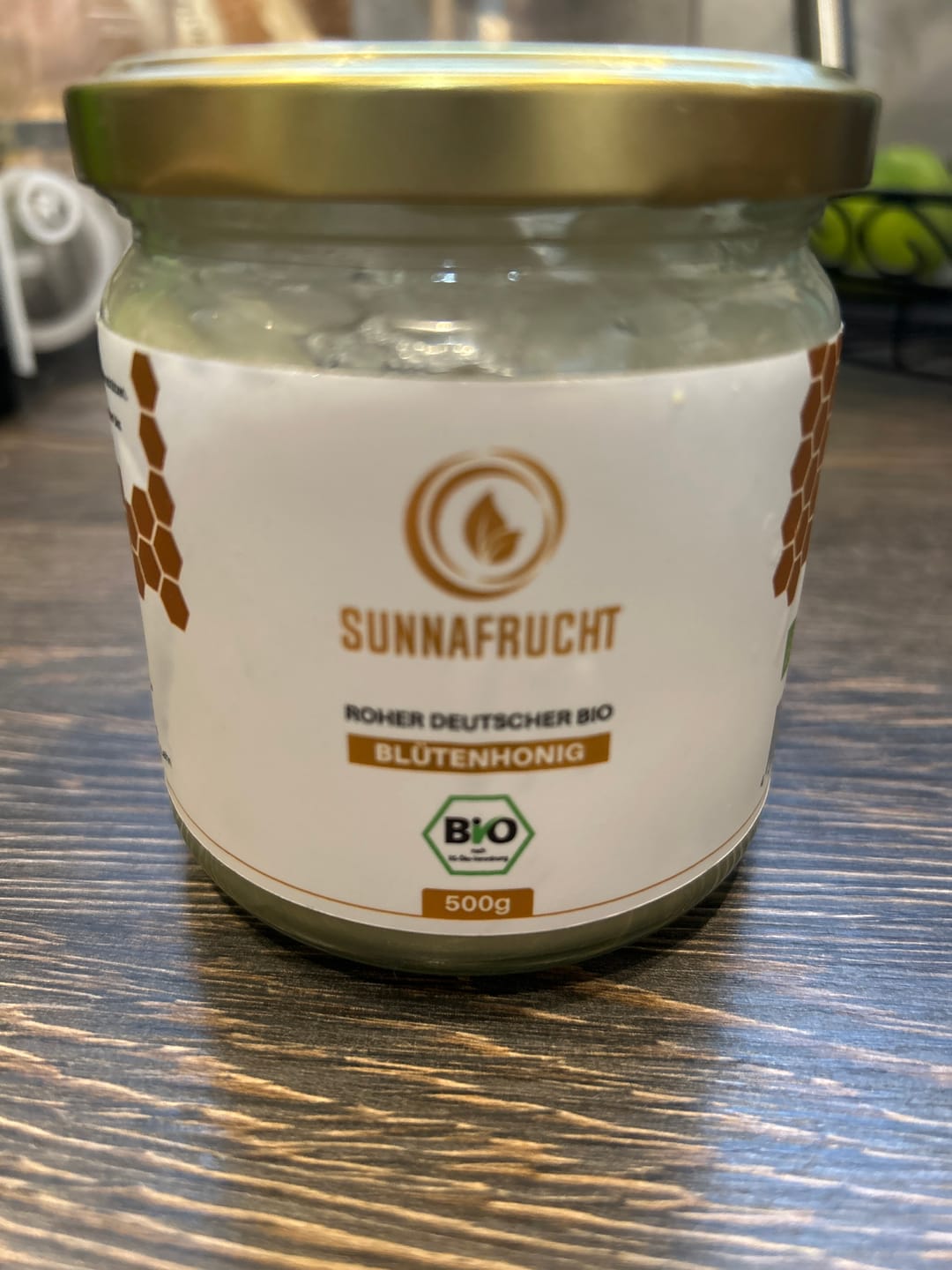 Customer photo review of Bio Blütenhonig von Sunnafrucht® | 500g | Roh & Naturbelassen | Unverarbeiteter roher Honig | Mild-Blumige Note | Aus Naturschutzgebieten Deutschlands | Perfekt für Honigwasser & Süßungsmittel | Von erfahrenen Imkermeistern produziert