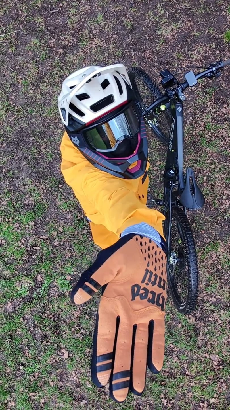 Customer photo review of Ripknot™ | Waterproof Anorak | Radiation Yella