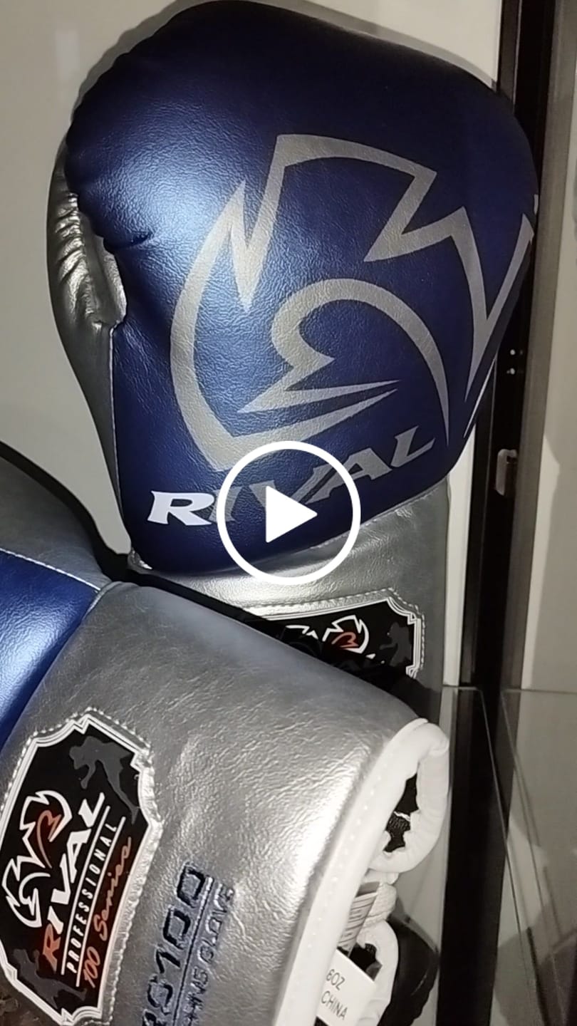 Customer video review of Bokshandschoenen Rival Pro Sparring RS100 Blue (veters)