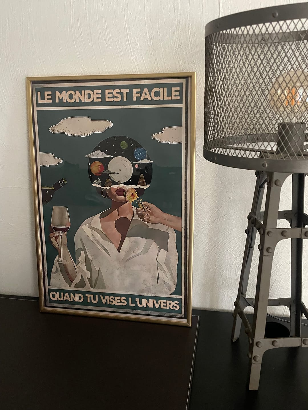 Customer photo review of Le monde est facile quand tu vises l'Univers