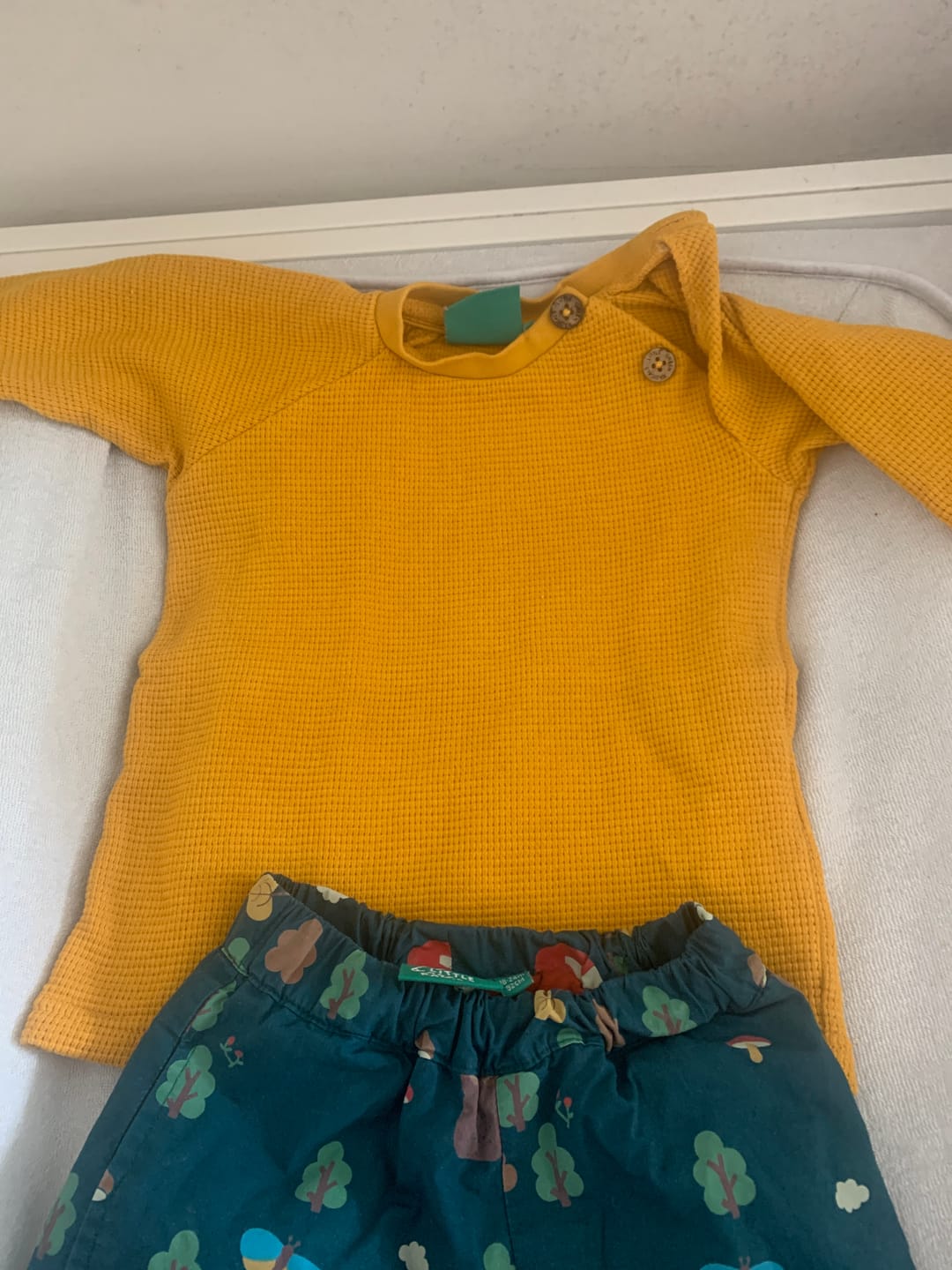 Customer photo review of Gold Waffle Long Sleeve Button Raglan T-Shirt