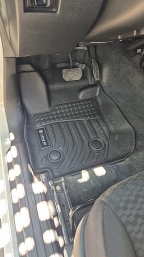 Customer photo review of Pisos Calce Perfecto SUZUKI JIMNY 3 puertas AUTOMATICO años 2019 al 2024