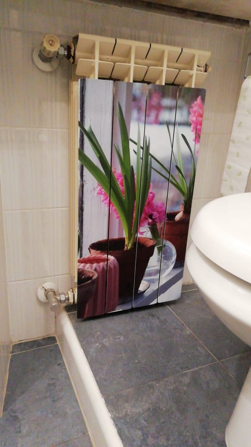 Customer photo review of Rivestimento Personalizzato Termosifone