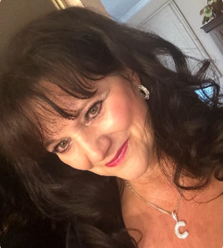 Customer photo review of Pavé Bubble Letter Pendant