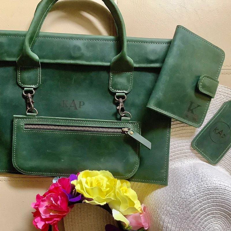 Customer photo review of Laptop Bag with Small Pouch Set