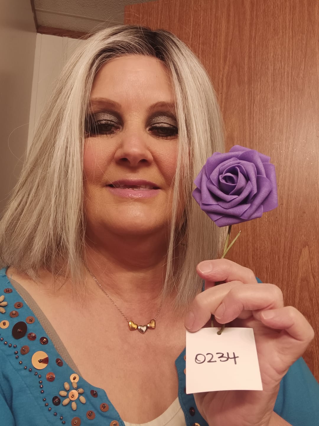 Customer photo review of BLIND DATE - Stone Blonde