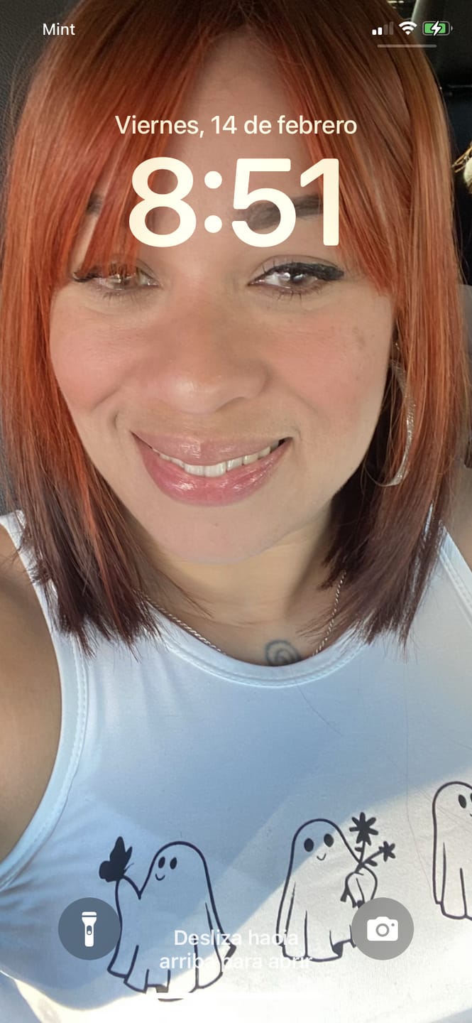 Customer photo review of Hidrocor Ocre Brown Prescription Colored Contact Lenses