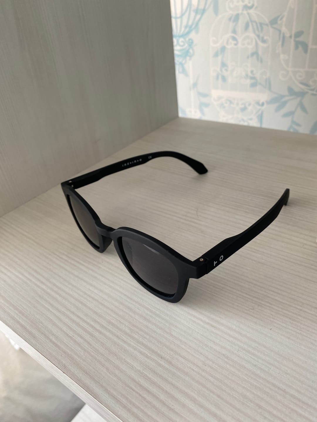 Customer photo review of Thom Black