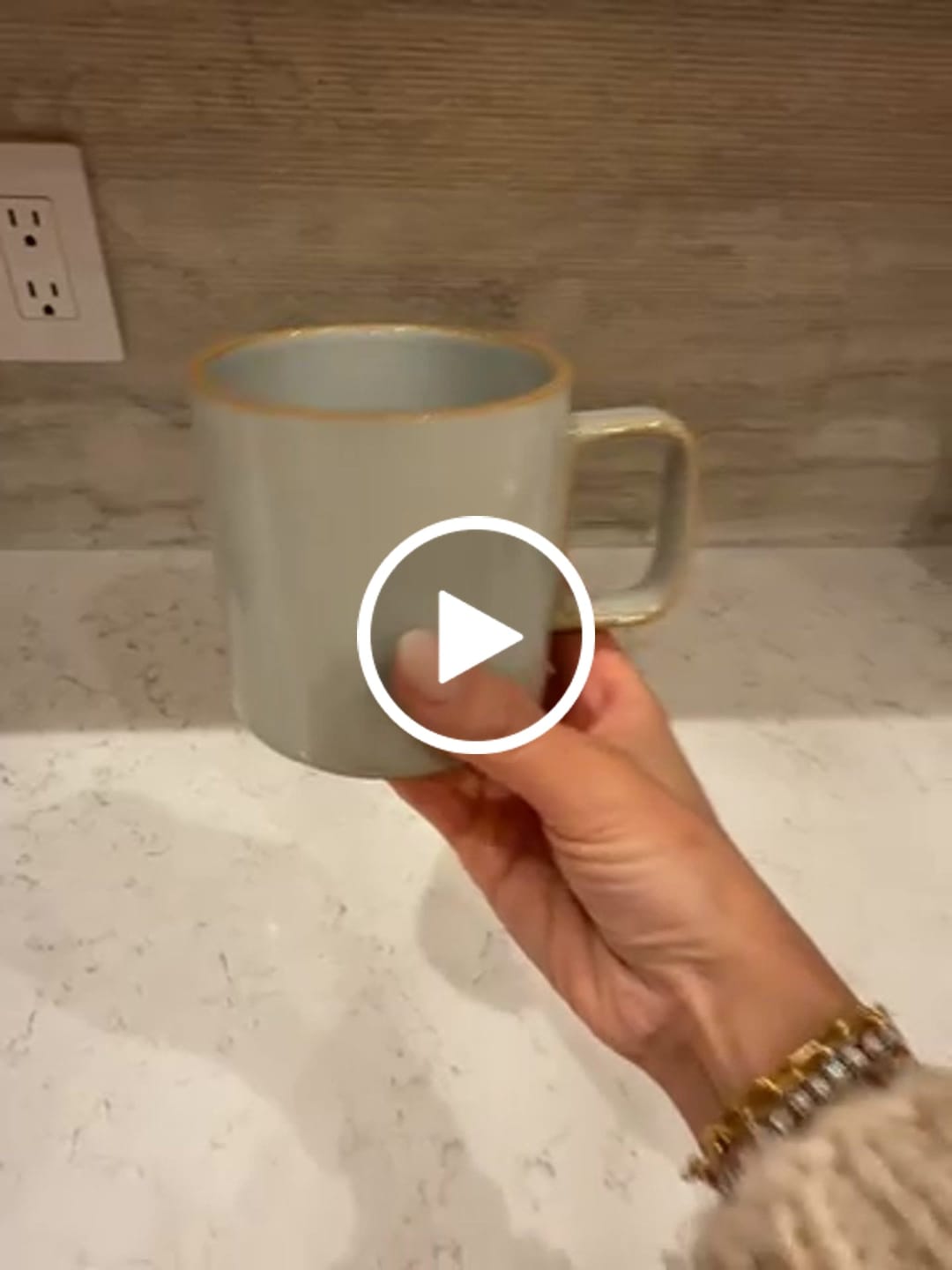 Customer video review of Mug in Gloss Gray