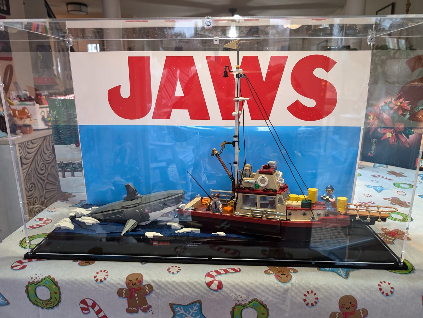 Customer photo review of Display Case for LEGO® 21350 Ideas Jaws