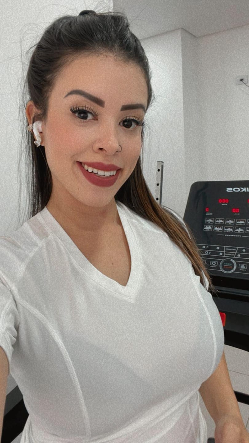 Customer photo review of Camiseta Postural Feminina - Posture Shirt® Pullover