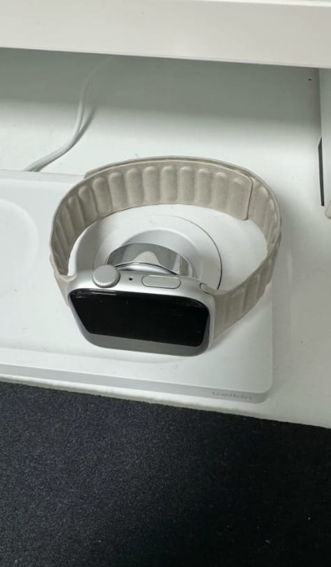 Customer photo review of Pebbled Woven Magnetic Band