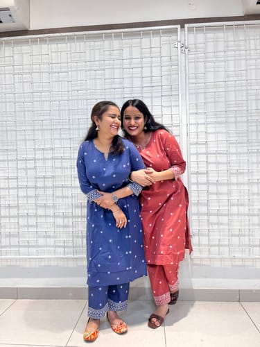 Customer photo review of Bindu blue embroidered kurta pants set