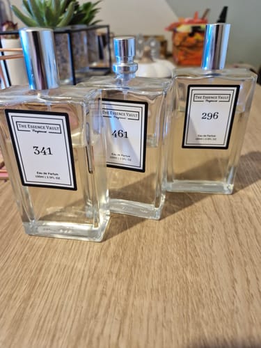 Customer photo review of 100ml x3 Perfume Set