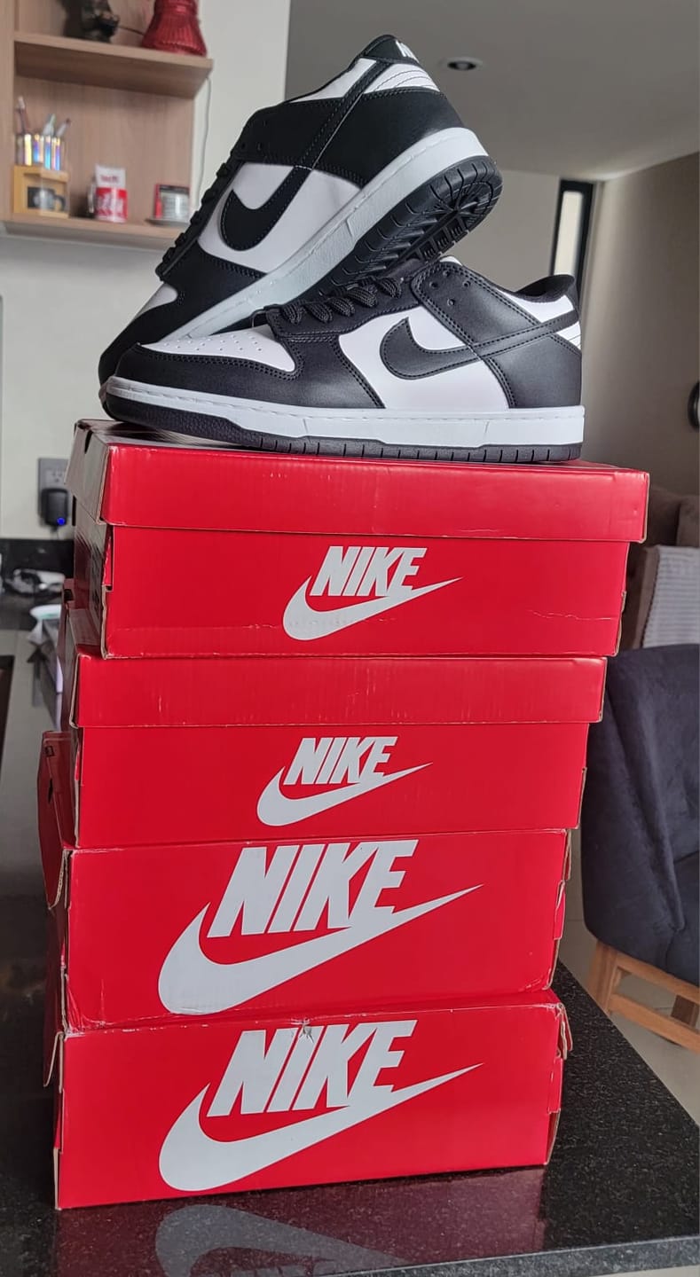 Customer photo review of Tenis Dunk Low Vaquita