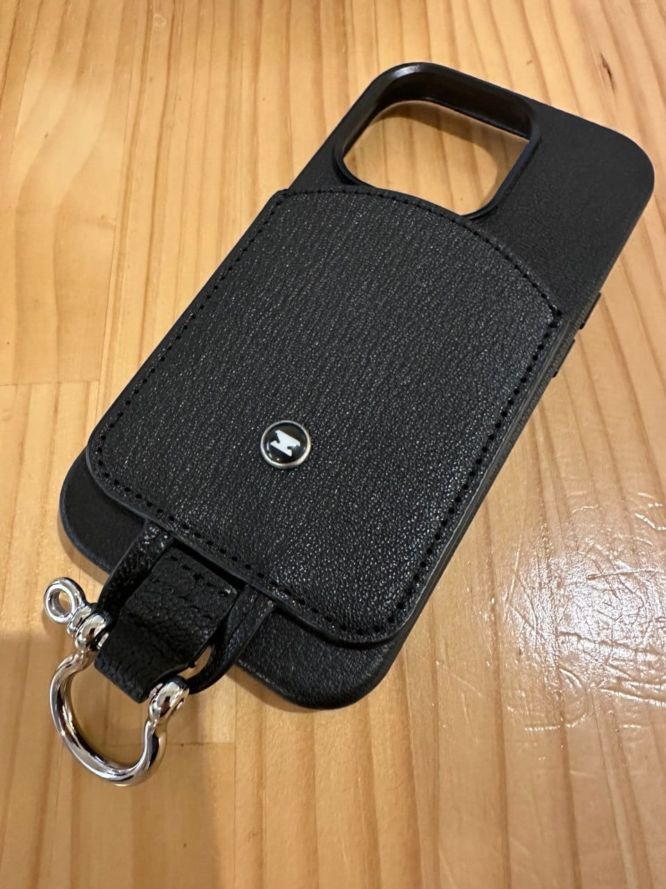 Customer photo review of iPhoneレザーケース Magsafe対応カードケース付き/ iPhone 15 Pro/ iPhone 15 / iPhone 14 / iPhone 13