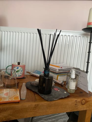 Customer photo review of Library 200ml Room Diffuser Refill