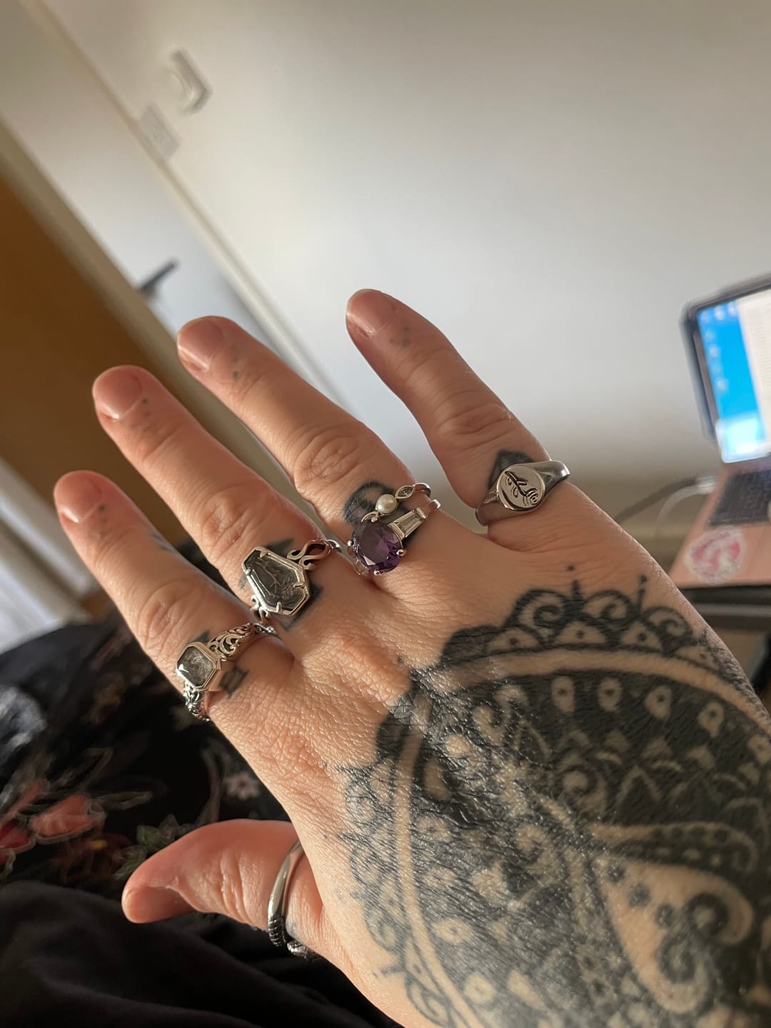 Customer photo review of ROSE.