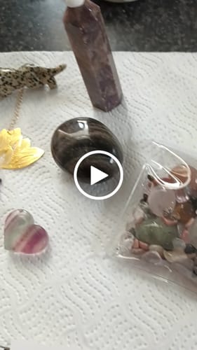 Customer video review of Crystal Abundance Scoop