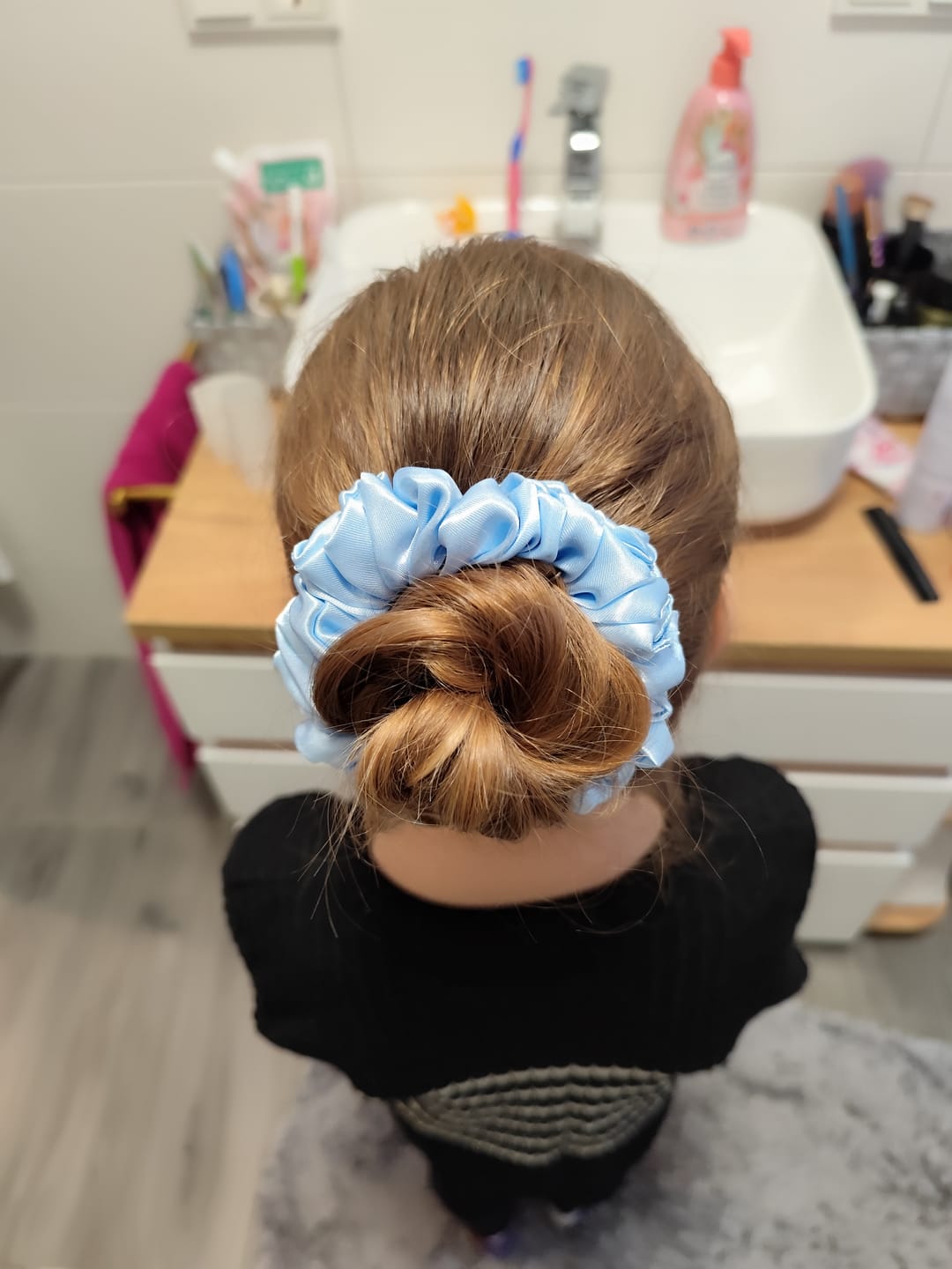 Customer photo review of CLAIRE - Satin Scrunchie | Light Blue
