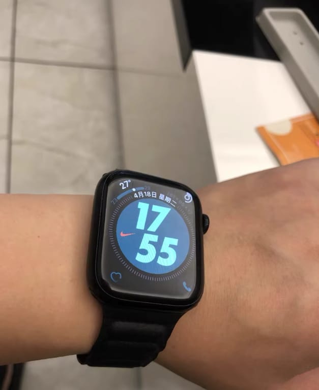 Customer photo review of Pebbled Woven Magnetic Band