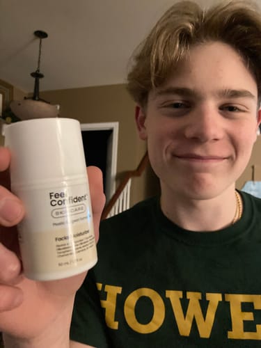 Customer photo review of Facial Moisturizer